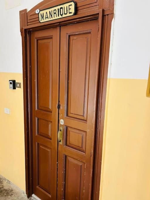 Monolocale Centrale Vista Mare - Fara'S Home باري المظهر الخارجي الصورة